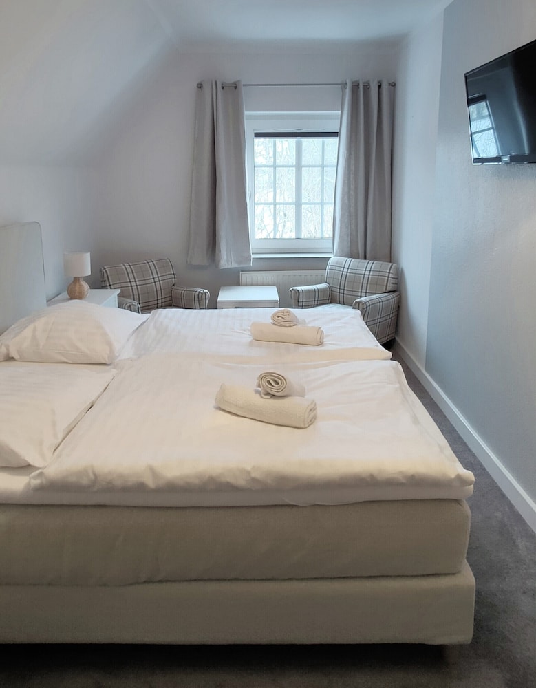 Basic Double Room photo 1