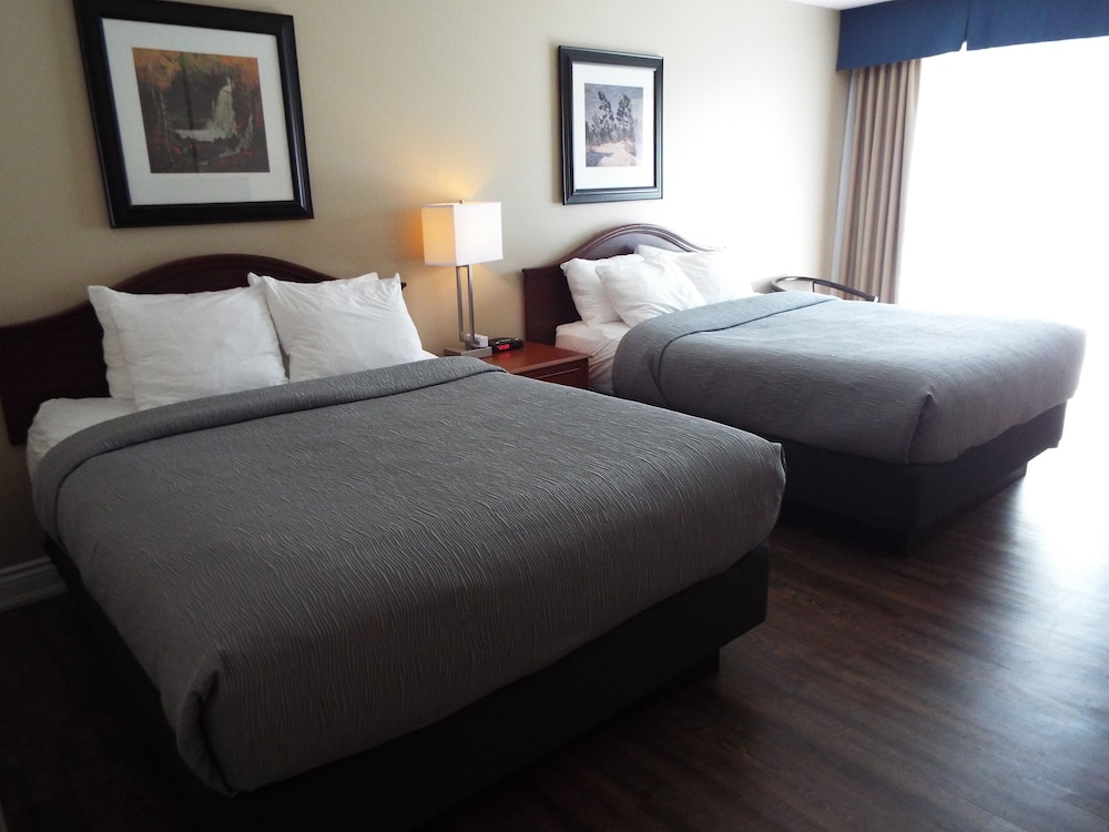 Standard Room, 2 Queen Beds, Non Smoking - Photo 1