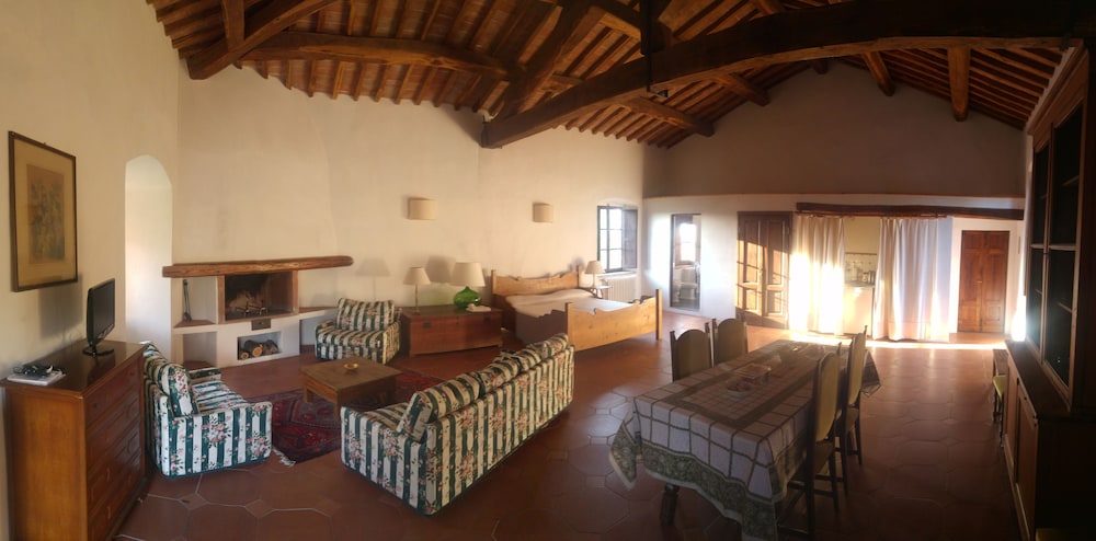 Double Room (Large) photo 2