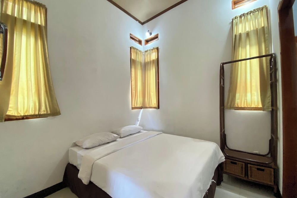Deluxe Double Room - Photo 8