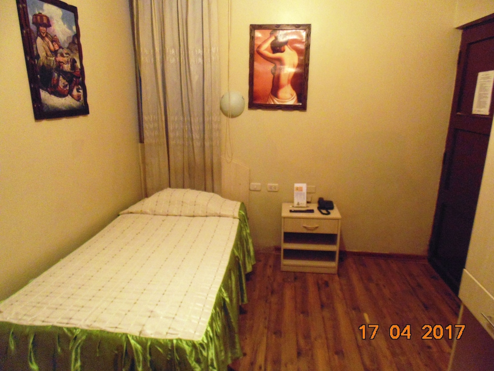 Single Room photo 1