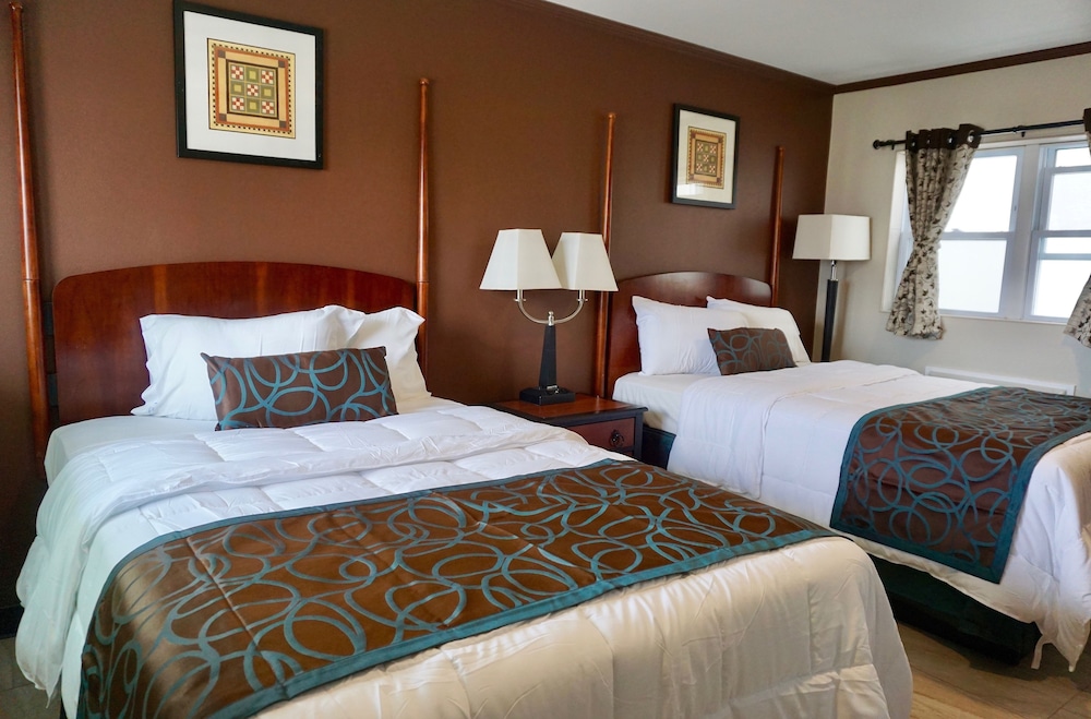 Standard Double Room, 2 Double Beds photo 3