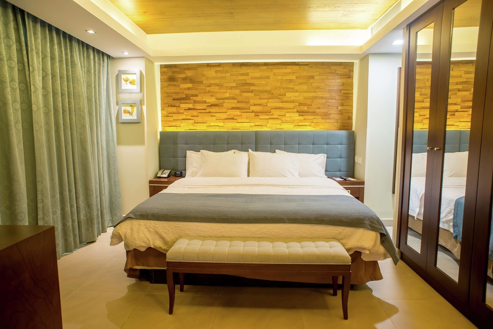 King Suite, Room