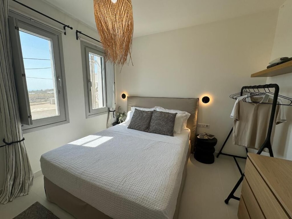 Apartment, Balcony, Sea View (Sky)