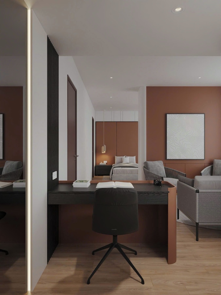 Suite Double or Twin Room, Living Room photo 3