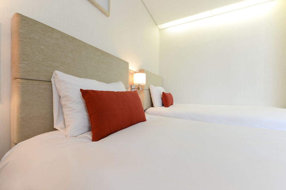 Twin Room, Corner - Photo 8