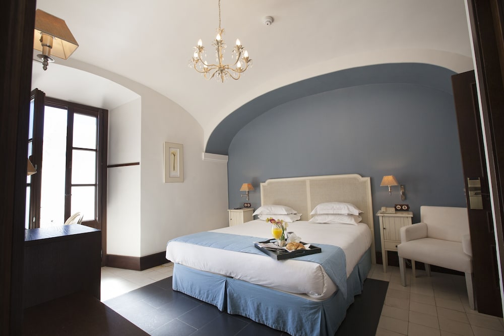 Classic Double Room - Photo 1