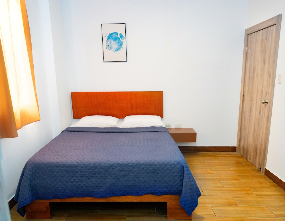 Double Room, 1 Queen Bed photo 2