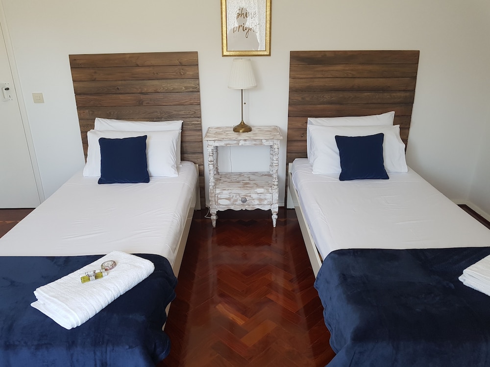 Family Apartment, 4 Bedrooms, Ocean View