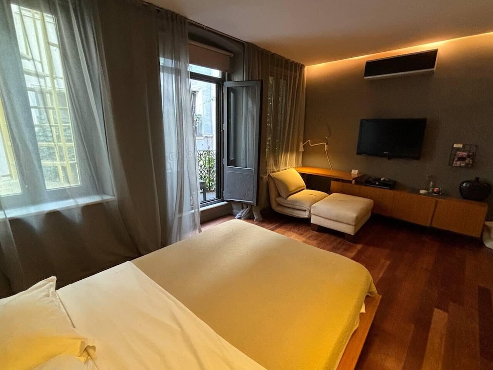 Premium Double Room, Non Smoking, Balcony photo 3