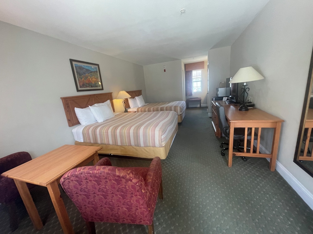 Standard Room, 2 Queen Beds (Hearing Impaired) photo 1