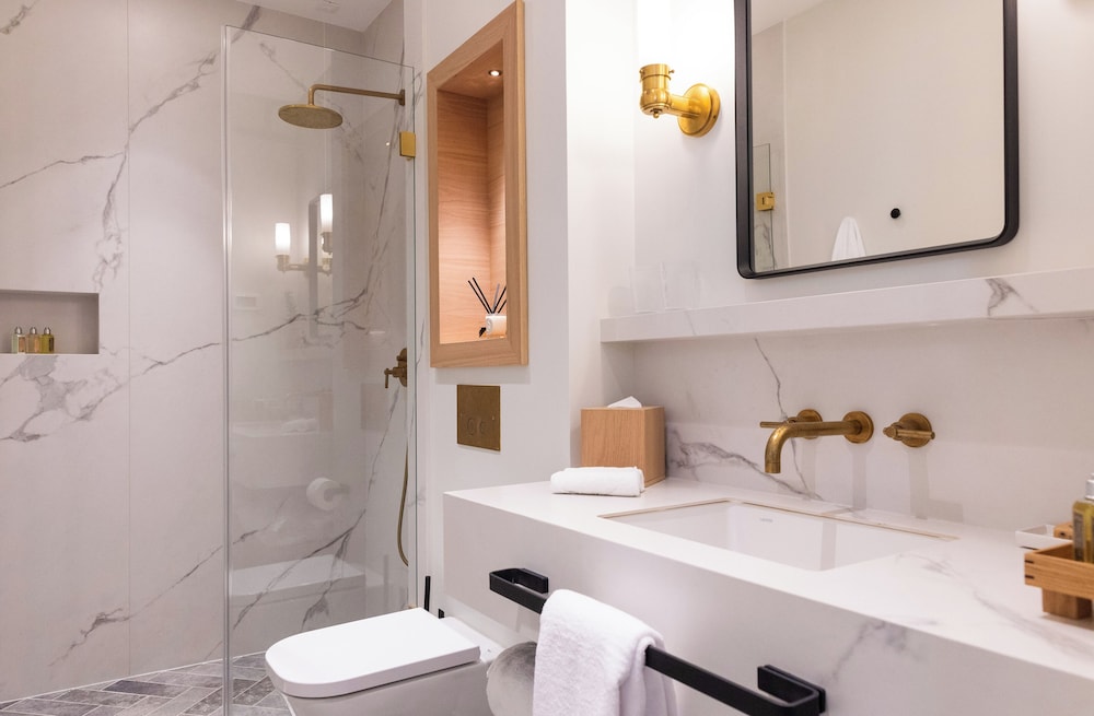 Exclusive Studio Suite photo 3