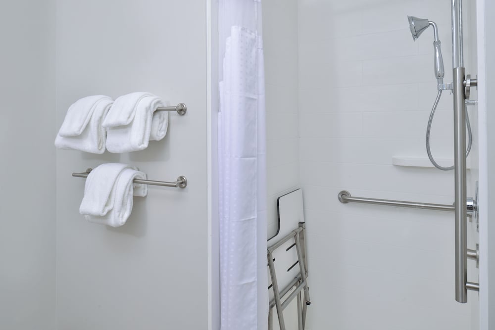 Suite, 2 Twin Beds, Accessible (Communications Accessible) photo 2
