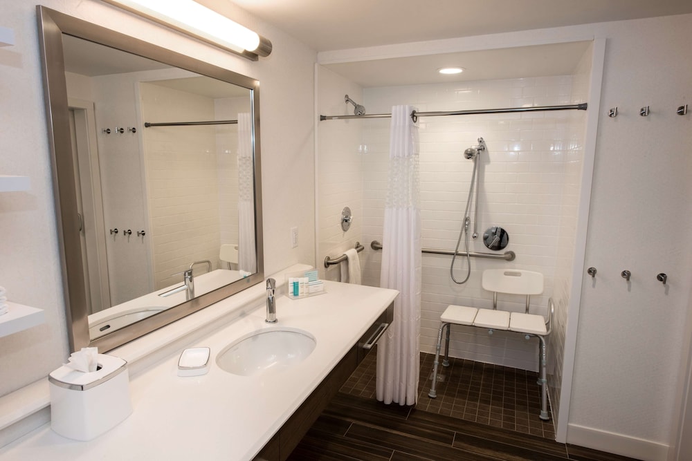 King Room, Accessible