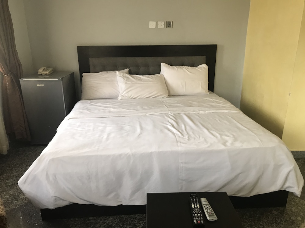 Basic Room, 1 Double Bed, Non Smoking photo 1