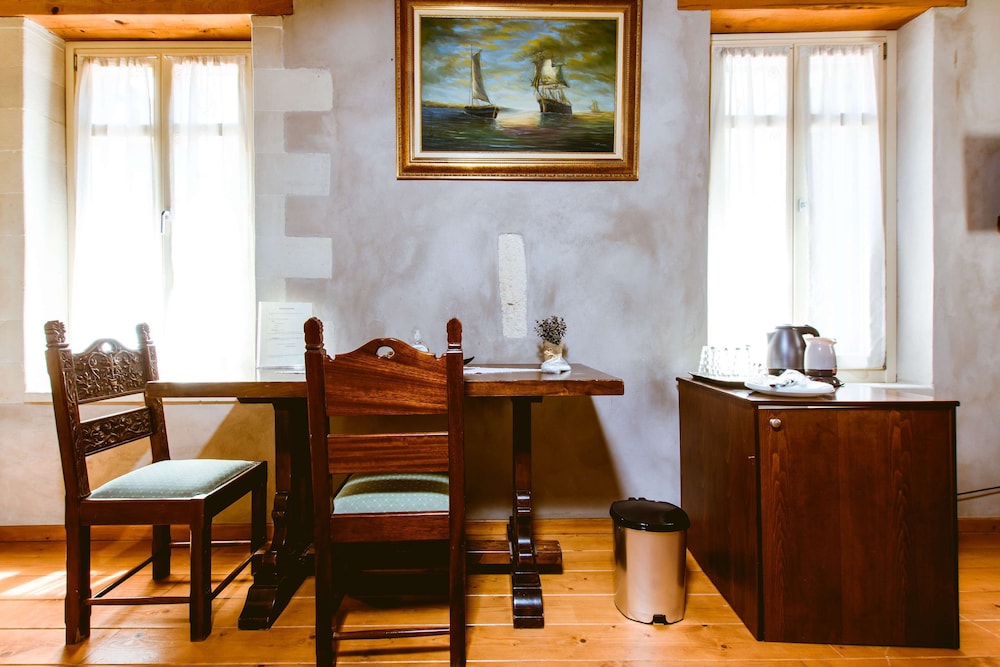 Superior Room - Photo 24