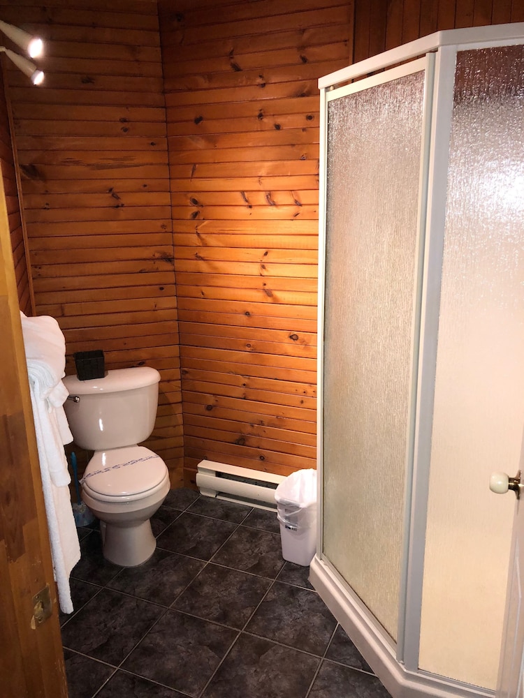 Basic Double Room photo 2