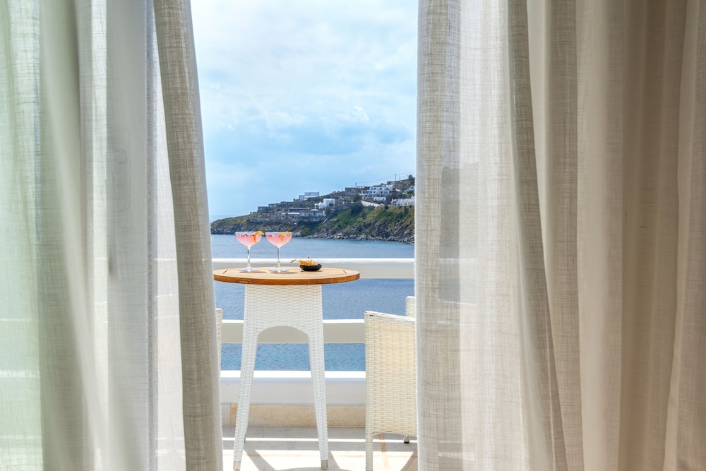 Island Lover Suite For Two, Sea View - Photo 2