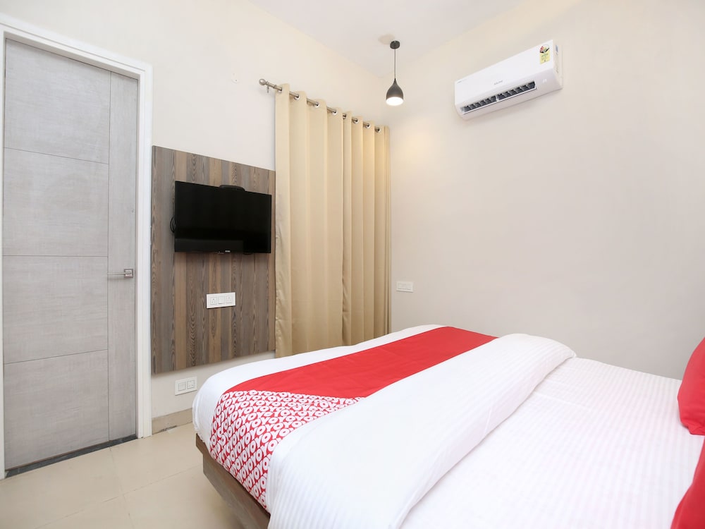 Double Or Twin Room photo 3