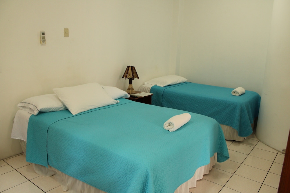 Basic Double Room photo 2