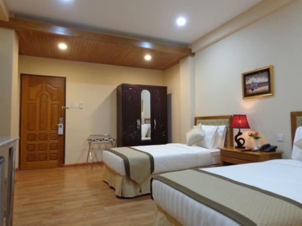 Superior Double or Twin Room photo 2
