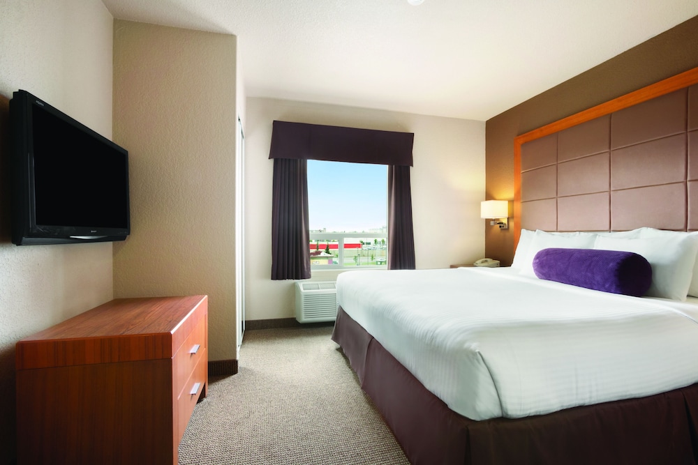 Room, 1 King Bed - Photo 1
