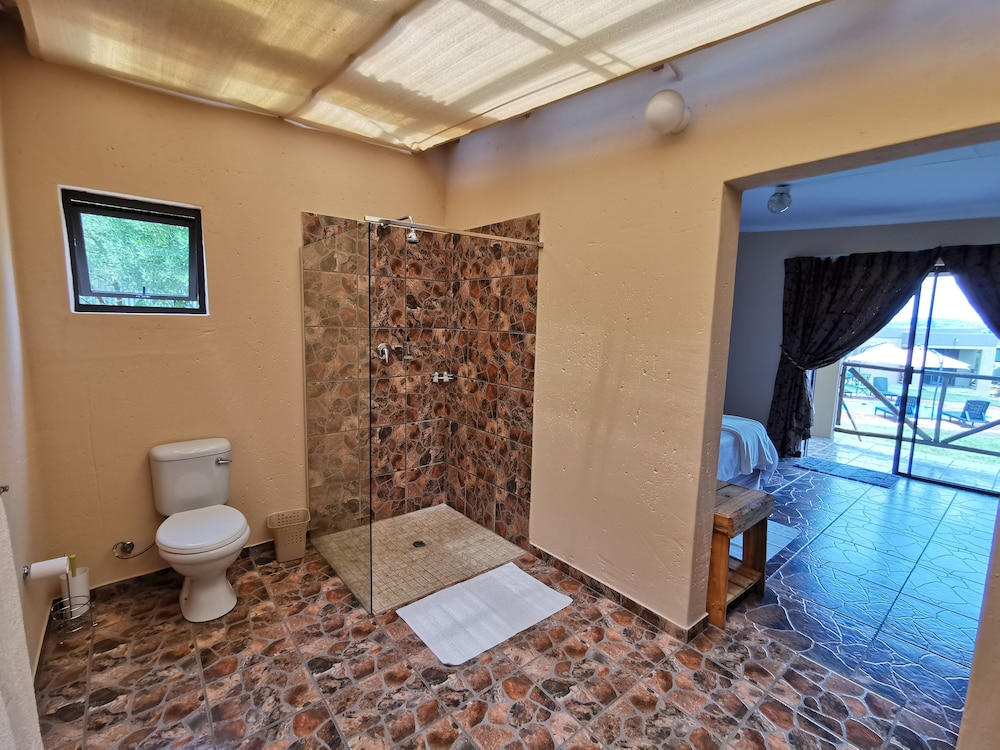 Standard Double Room - Photo 2