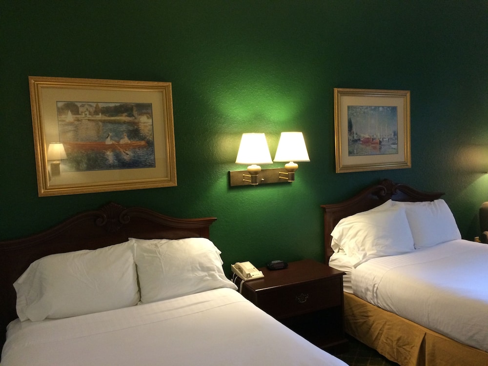 Deluxe Double Room, 2 Double Beds, Non Smoking photo 3