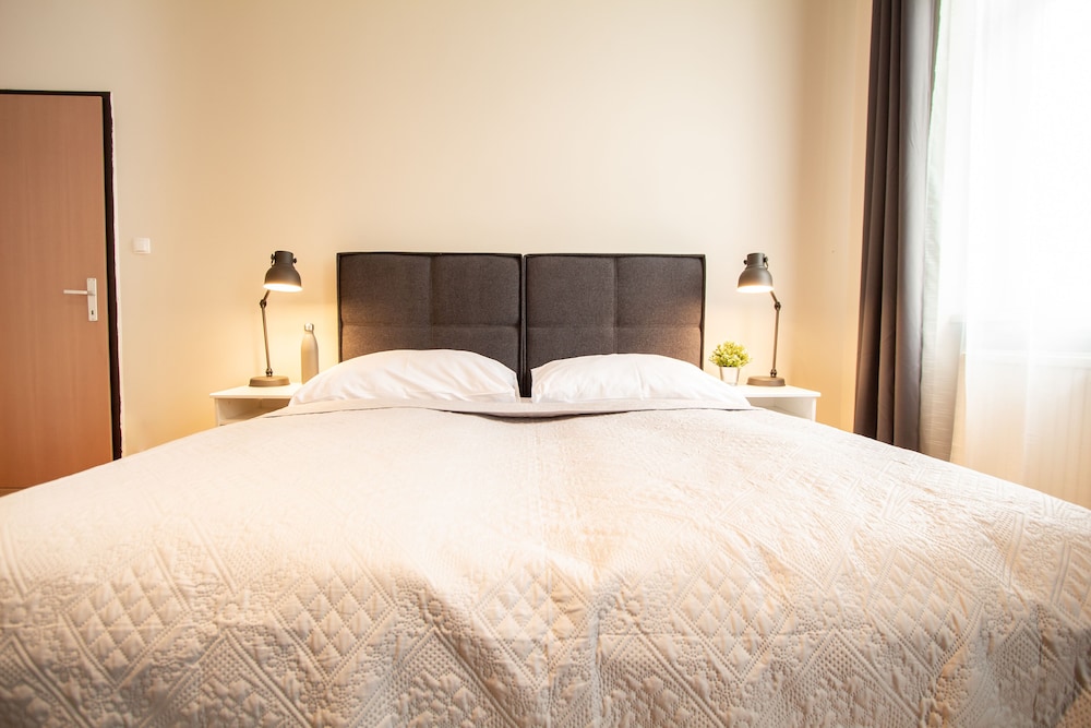 Grand Apartment, 2 Bedrooms