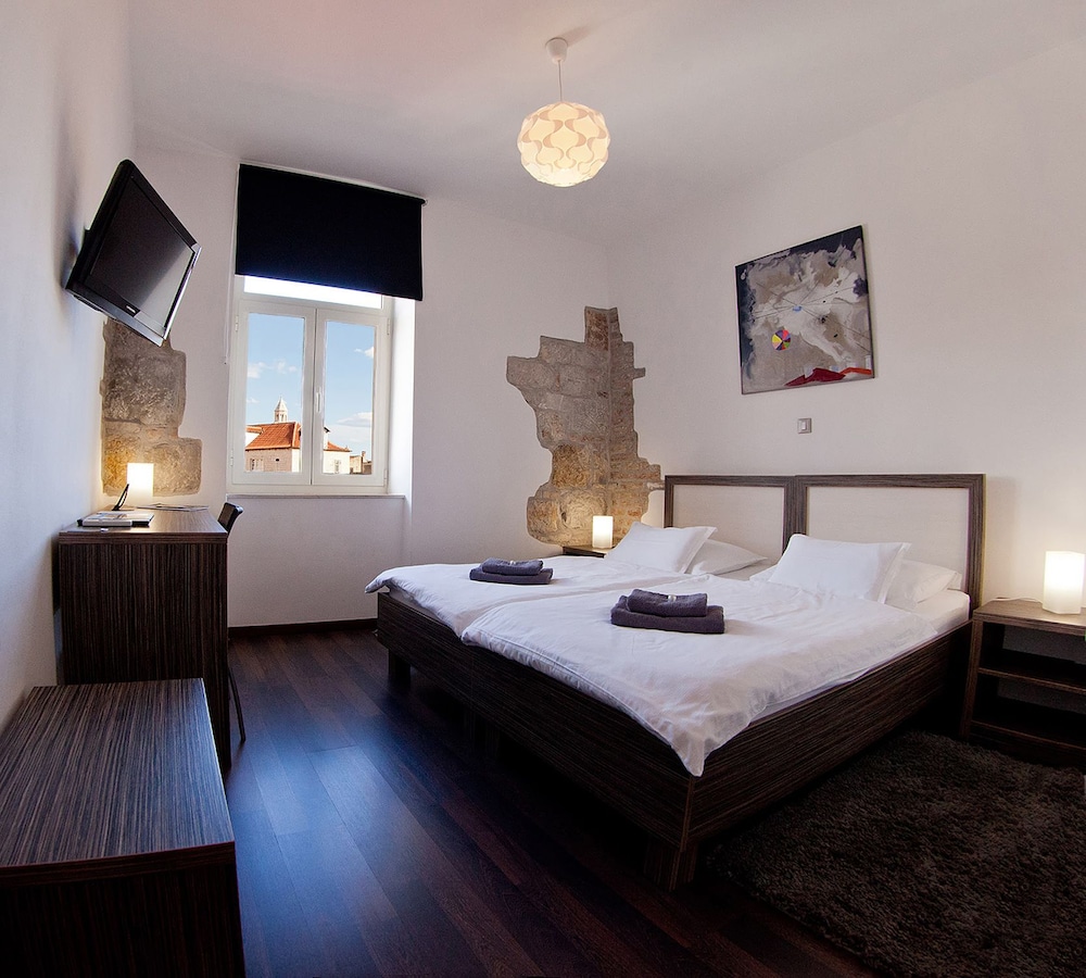 Superior Twin Room, City View photo 1