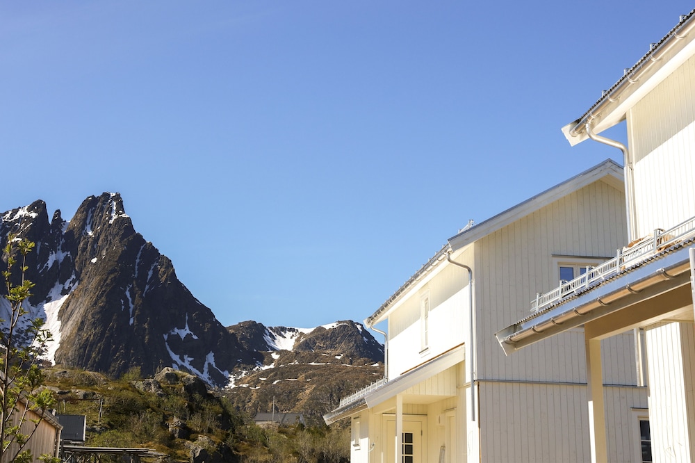 3 Bedroom Nordlands Villa, Sauna, Ocean View