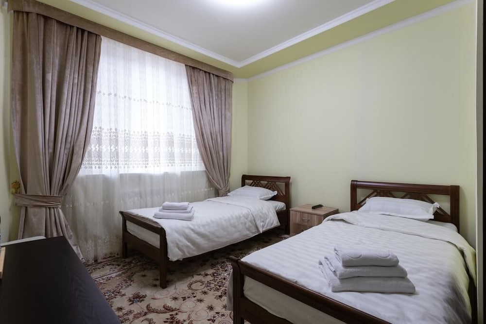 Economy Double Or Twin Room, Shared Bathroom (4)