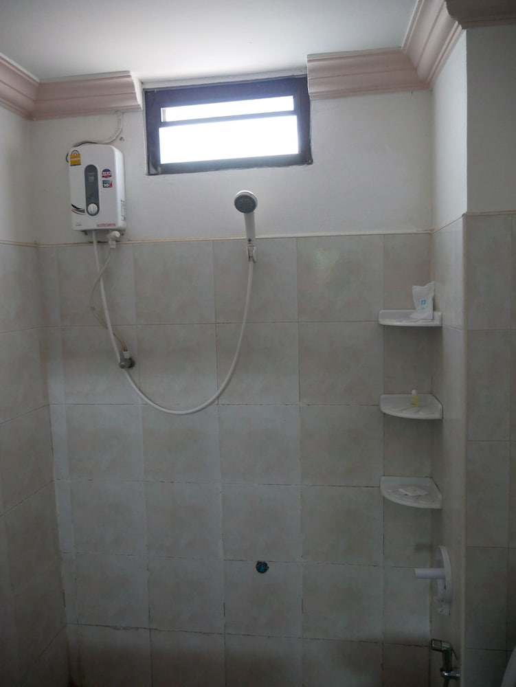 Deluxe Triple Room photo 2