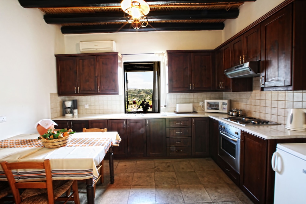 House, 1 Bedroom photo 3