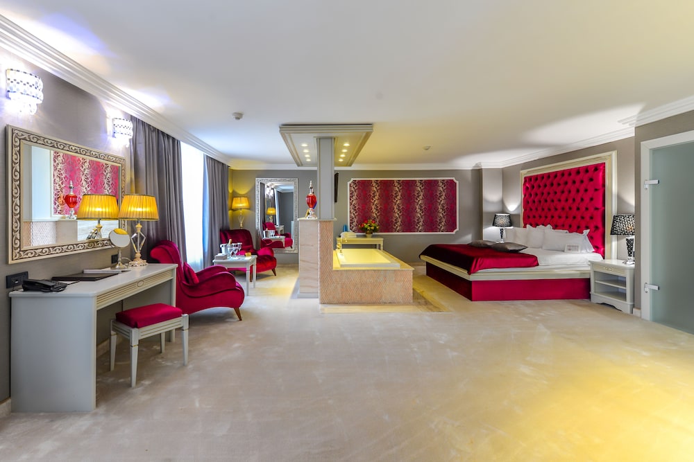 Junior Apartment, 1 Double Bed (Deluxe) - Photo 1