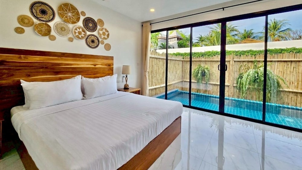 Villa with private swimming pool