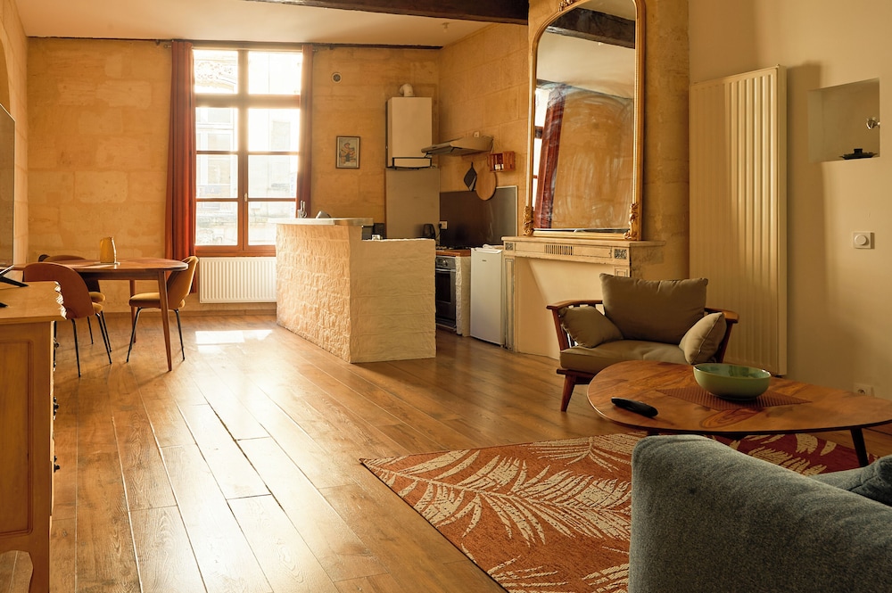 City Apartment photo 1