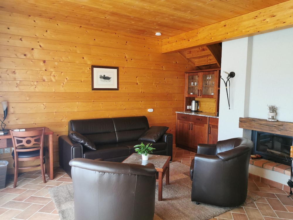 Comfort Duplex, 1 King Bed, Park View photo 3