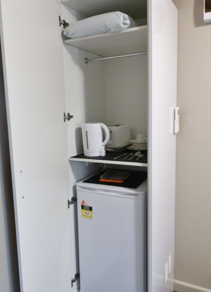 Standard Single Room (King Single Bed) photo 2