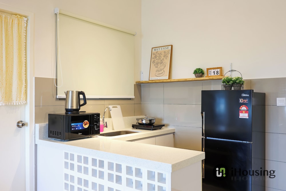 Deluxe Apartment photo 2