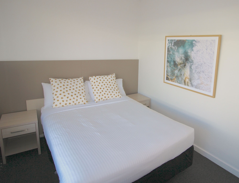 2 Bedrooms Suite photo 1