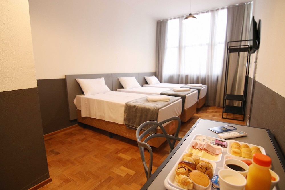Superior Room, 3 Twin Beds - Photo 6