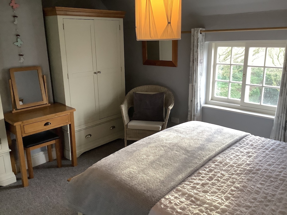 Panoramic Suite, Garden View (Abbey Suite) photo 1