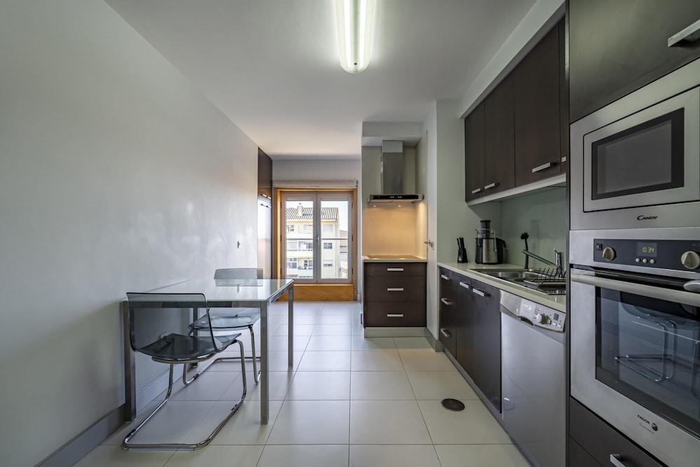 Apartment photo 2
