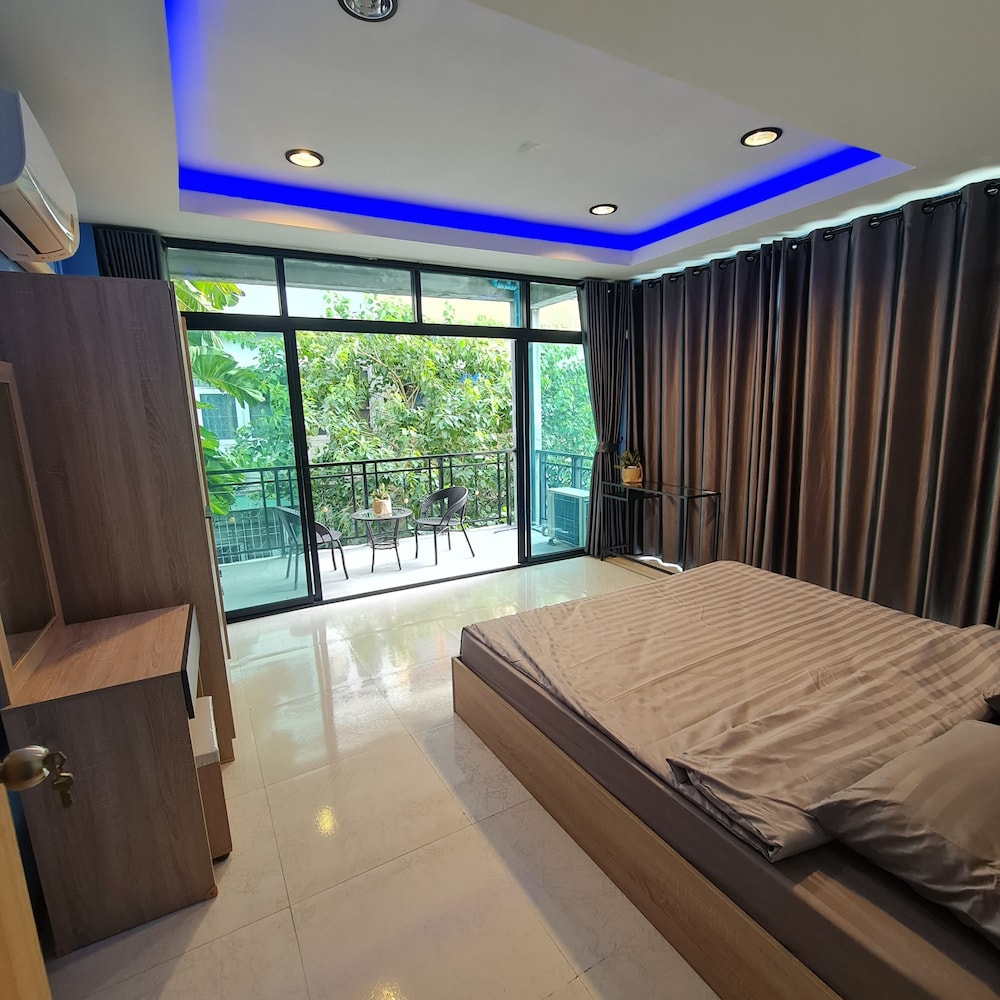 Classic Room with shared bathroom photo 1