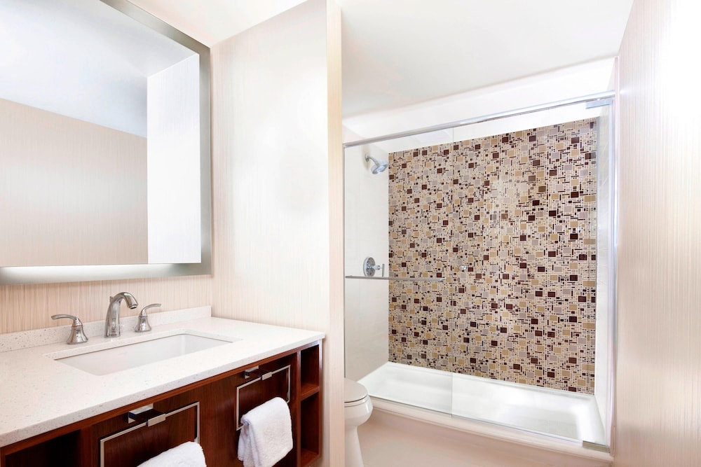 Junior Suite, 1 Bedroom - Photo 5