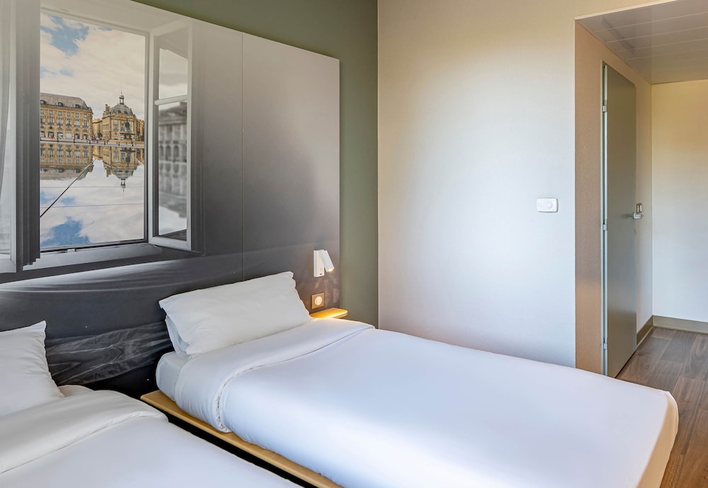 Twin Room, Non Smoking photo 2