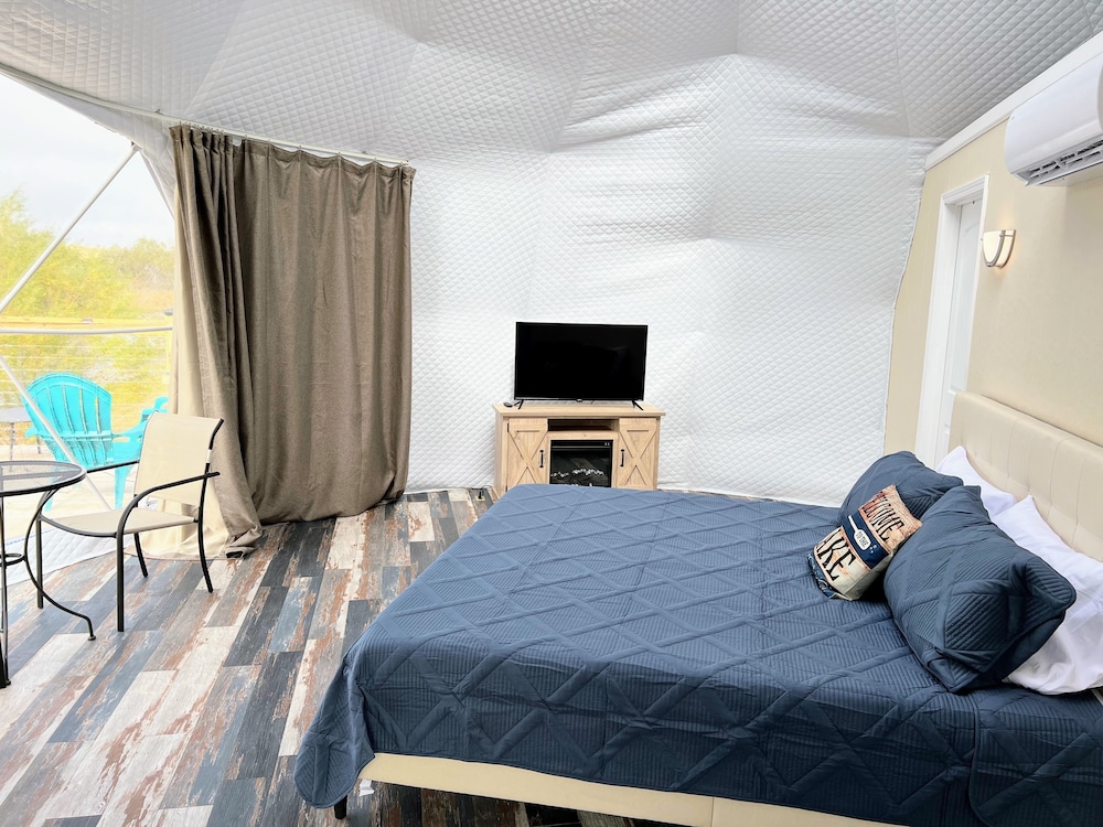 Luxury Studio Suite photo 3