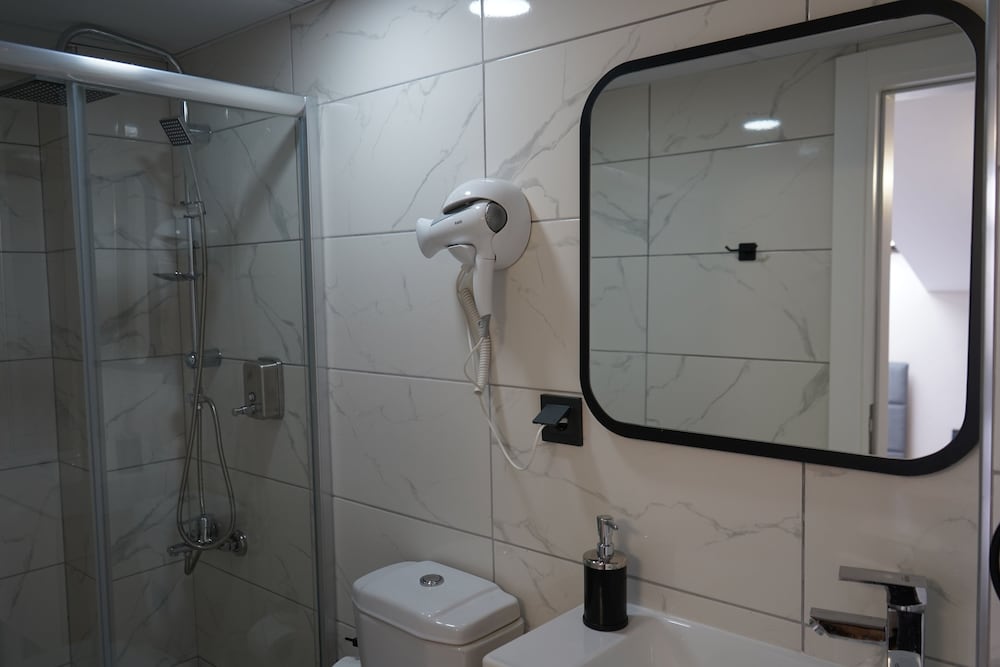 Standard Room - Photo 17