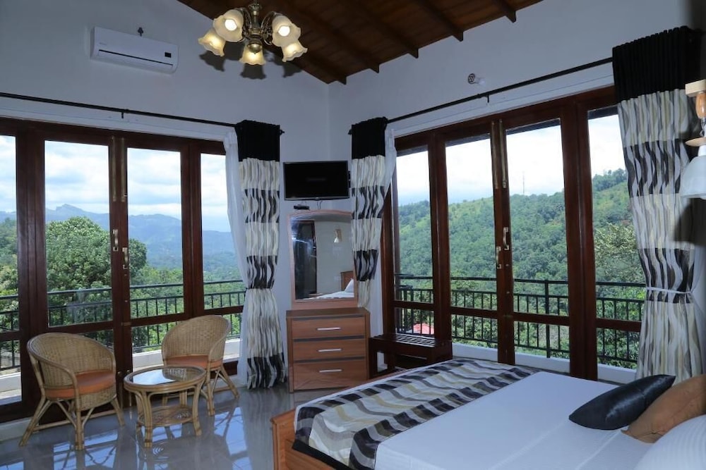 Panoramic Double Room photo 2